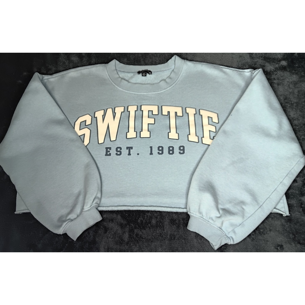 Taylor Swift Swiftie Medium Crop Boyfriend Sweatshirt Balloon Sleeve Oversized - Picture 6 of 11